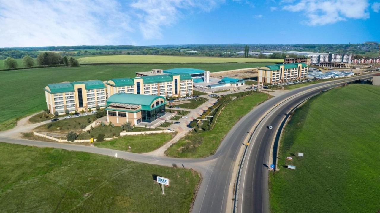 Arya Termal Hotel Афион Екстериор снимка