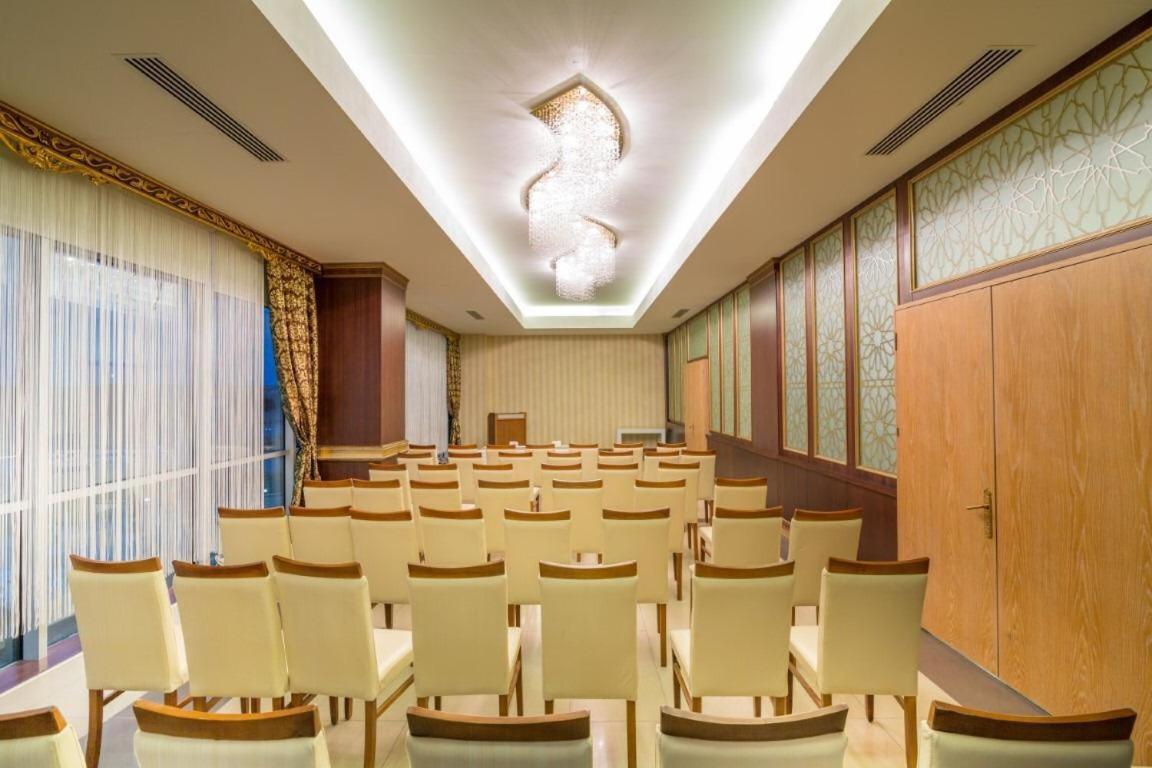 Arya Termal Hotel Афион Екстериор снимка